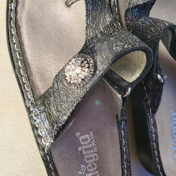 Like New Alegria "Carina" Women's Sandals - Picture 4 of 12